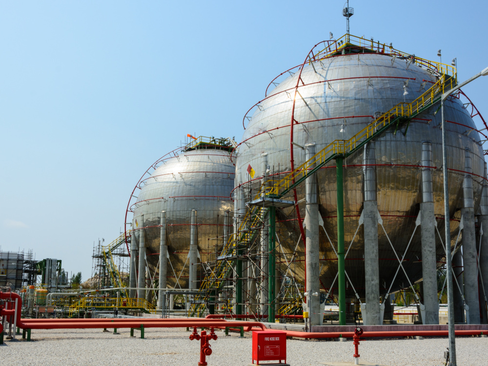 "بتروسيف" تنفذ أعمال تصميم نظام الإنذار والإطفاء لعدد من المواقع بشركة السويس لتصنيع البترول